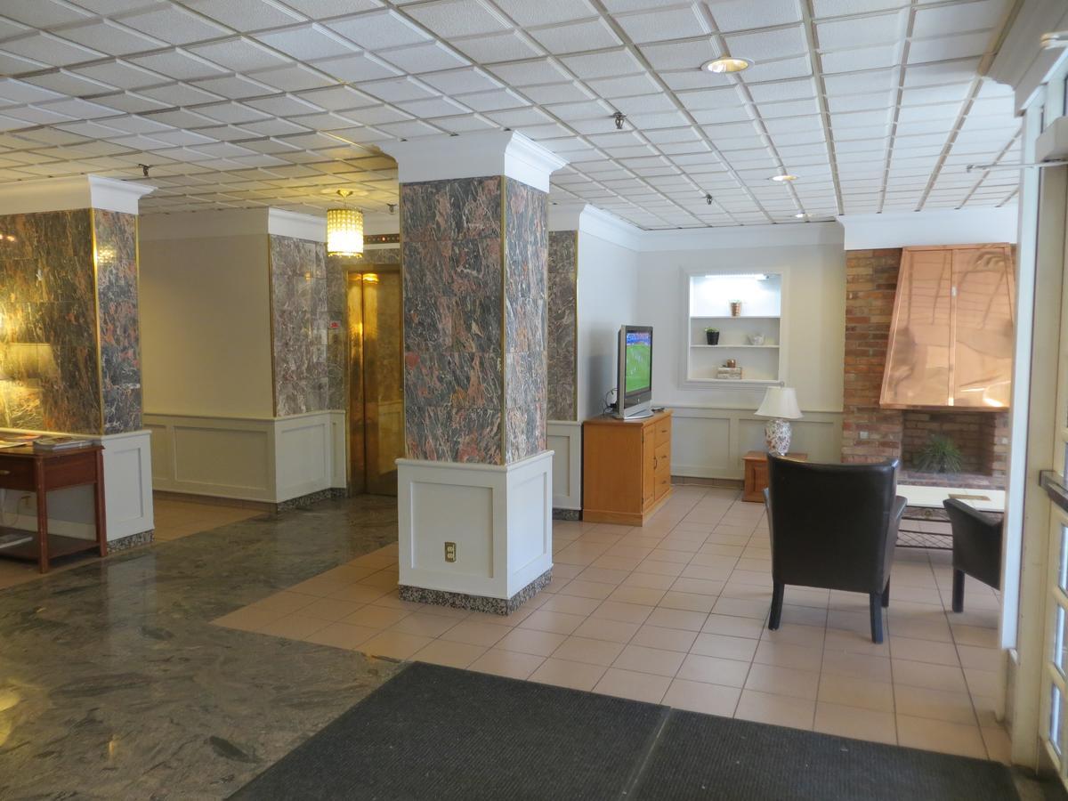 Hotel 89 Yorkville Toronto Ngoại thất bức ảnh